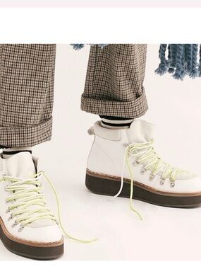 Free People Durango Ankle Boots  - 37.  Lace up white